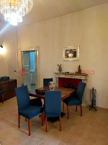 Foto Appartamento in Via Roma snc, Carsoli Centro di 170 m² con 6 locali
