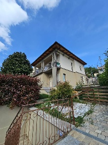 Foto Appartamento a Figline e Incisa Valdarno Figline Valdarno di 307 m²
