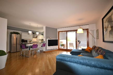 Foto Appartamento in Via Radini Tedeschi 24/d, Bergamo Redona di 136 m²