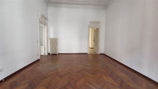 Foto Appartamento in Via Spartaco 8, Milano Montenero di 169 m² in affitto