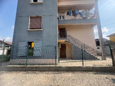 Foto Appartamento a Gambolò Centro di 71 m² con 2 locali in vendita