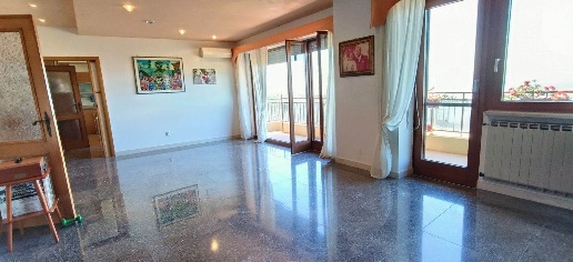 Foto Appartamento a Roma Colli Portuensi - Casaletto di 210 m² con 9 locali