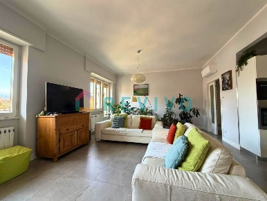 Foto Appartamento a Firenze Alberti - Bellariva di 144 m² con 6 locali