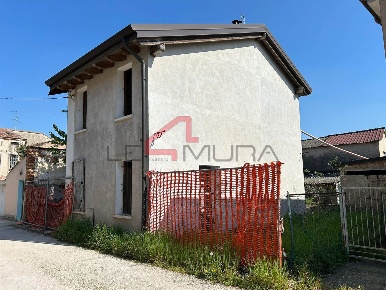 Foto Casa indipendente a Nogara Centro di 70 m² con 2 locali in vendita