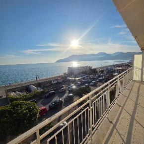 Foto Appartamento in via leucosia, Salerno Mercatello - Mariconda di 120 m²