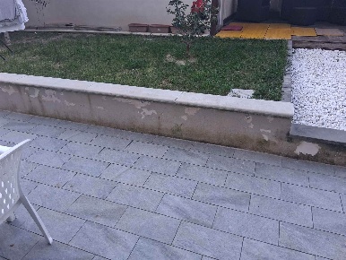 Foto Appartamento a Campi Bisenzio Centro di 125 m² con 5 locali in vendita