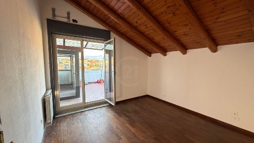 Foto Mansarde a Gravina di Catania Centro di 50 m² con 2 locali in vendita