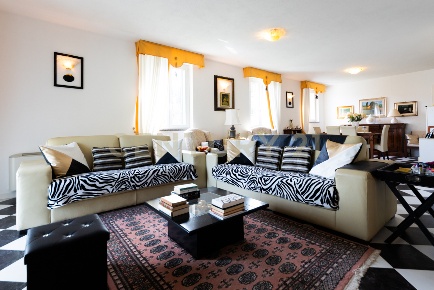 Foto Villa unifamiliare in Via Giacomo Puccini 38, Tempio Pausania Centro