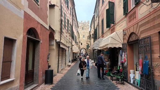 Foto Appartamento in Via Cristoforo Colombo 51, Noli Centro di 115 m²