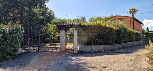Foto Villa unifamiliare in Via Bruno Arzilli, Perugia Casaglia - Pretola