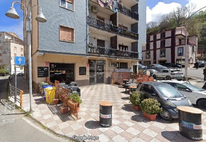 Foto Negozio in Largo Giuseppe Antonio Arena, Acri Centro di 160 m²