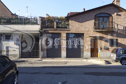 Foto Box in Via Vittorio Alfieri 3, Cinisello Balsamo Bellaria di 23 m²