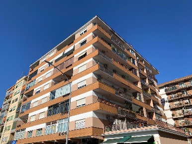 Foto Appartamento in Viale Tito Labieno 24, Roma Cinecittà di 120 m²