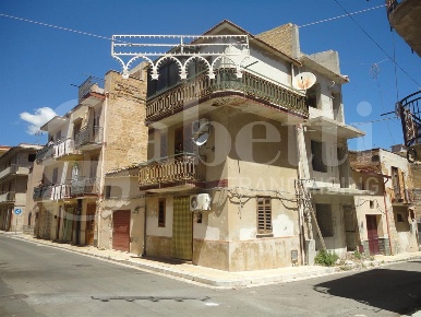 Foto Casa indipendente in Via Raffaello Sanzio 17, Altavilla Milicia Centro