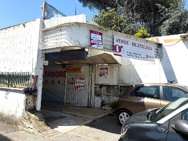 Foto Negozio in Cassia, Roma Grottarossa - Saxa Rubra di 350 m² in vendita