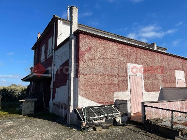 Foto Casa indipendente in del Canale, Ardea di 334 m² con 5 locali