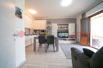 Foto Appartamento a Cecina Cecina Centro di 78 m² con 3 locali in vendita