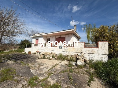 Foto Casa indipendente in C.da Tardì, Galatone di 100 m² con 6 locali