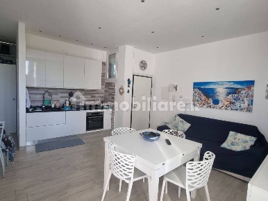 Foto Appartamento in Via degli Oleandri, Varazze Sant'Ambrogio di 61 m²