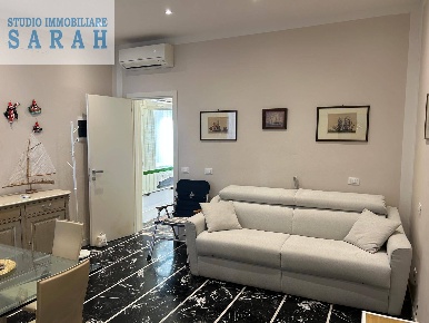 Foto Appartamento in Viale Ugo Foscolo 204, Viareggio Centro di 70 m²