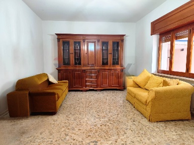 Foto Appartamento in via cappuccini 111, Loreto Aprutino Centro di 132 m²