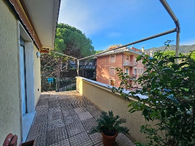 Foto Appartamento in Via Bollo, Moneglia Centro di 75 m² con 3 locali