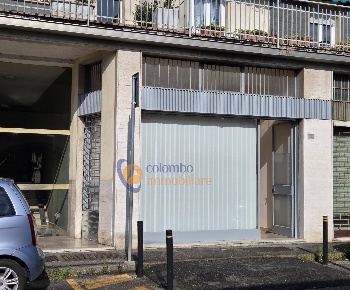 Foto Negozio in via Biagio Bellotti 7, Busto Arsizio Sacconago di 30 m²