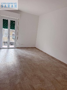 Foto Appartamento in Via Puccini 175, Viareggio Centro di 80 m² in vendita