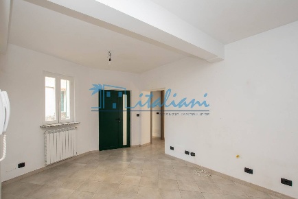 Foto Appartamento in Via Emilio Vecchia, Varazze Casanova di 135 m²