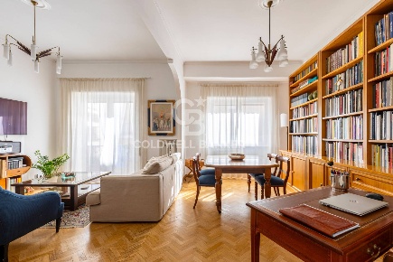 Foto Appartamento in Via Lorenzo Bonincontri, Roma Ardeatino - Montagnola