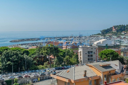 Foto Appartamento in Via Callandrone, Varazze Centro di 47 m² con 2 locali