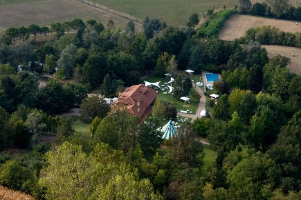 Foto Villa unifamiliare a Cellarengo di 930 m² con 31 locali in vendita