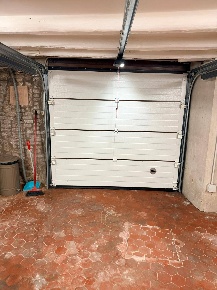 Foto Posti auto in Vicolo Del Granchio, Ferrara Centro Storico di 37 m²