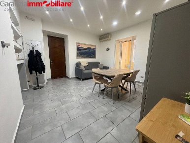 Foto Appartamento in Calata Capodichino, Napoli Ponti Rossi di 75 m²