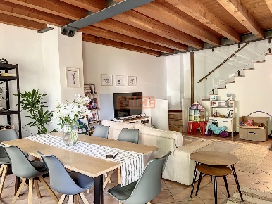 Foto Villa unifamiliare a Treviso di 140 m² con 7 locali in affitto
