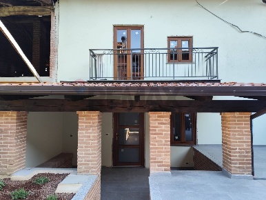 Foto Casa indipendente a Moncucco Torinese di 156 m² con 6 locali