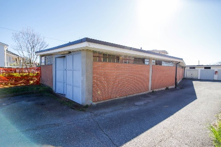 Foto Capannone industriale in Corso Luigi Einaudi 30, San Benigno Canavese
