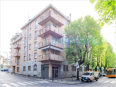 Foto Ufficio in viale turati, Lecco Turati - Santo Stefano di 325 m²