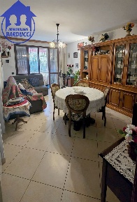 Foto Case semi ndipendenti a Bellaria-Igea Marina di 235 m² con 8 locali