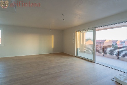 Foto Attico in Via Mentana Monza, Monza Regina Pacis - Borsa di 211 m²