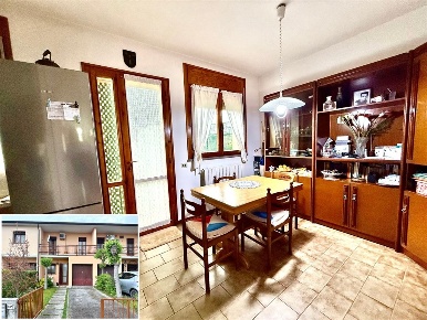 Foto Villa a schiera in Via Gaetano Salvemini, Ravenna Savarna di 104 m²