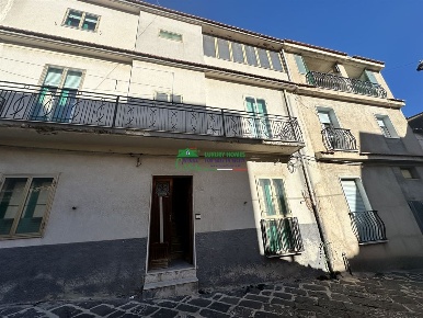 Foto Casa indipendente in VIA GIOVANNI BOVIO, Giarratana di 196 m²