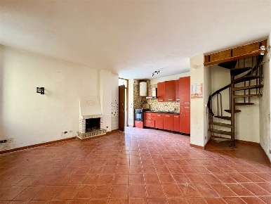 Foto Appartamento in Via Mantegazza, Desio di 70 m² con 2 locali in vendita