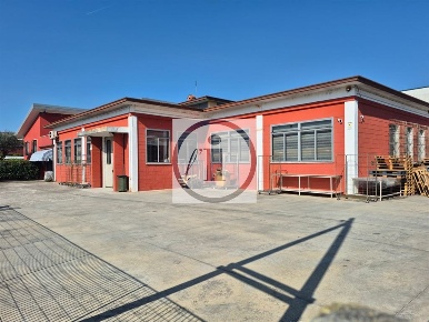 Foto Capannone industriale a Bovolenta Zona Artigianale di 350 m²