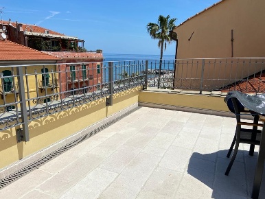 Foto Appartamento in Piazza Giuseppe Garibaldi Laigueglia SV Italia,