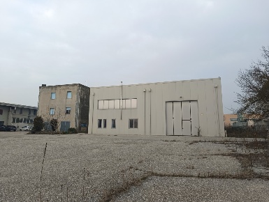 Foto Capannone industriale in Corso Italia 580, Terre del Reno di 1500 m²