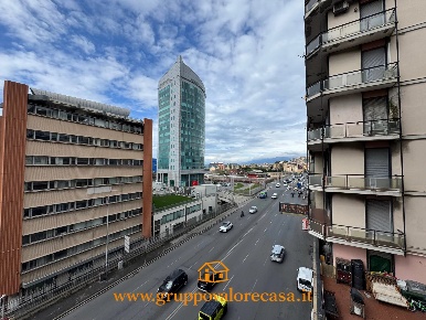Foto Appartamento a Genova Sampierdarena con 4 locali in vendita