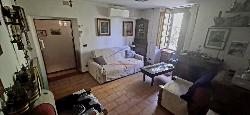Foto Appartamento a Arezzo di 114 m² con 5 locali in vendita