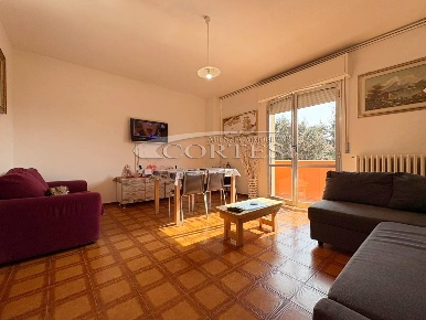 Foto Appartamento a Mondolfo di 110 m² con 5 locali in vendita