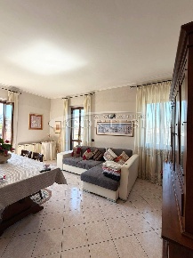 Foto Appartamento a Torgiano di 170 m² con 6 locali in vendita
